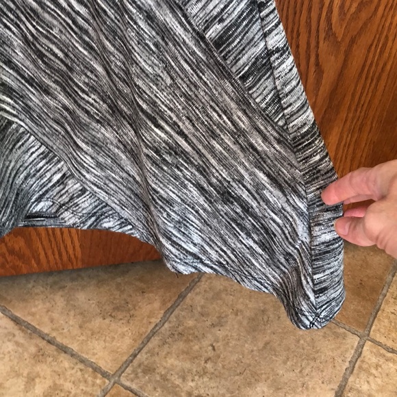 NWD grey/white/black 3/4 sleeve tunic - Picture 4 of 14
